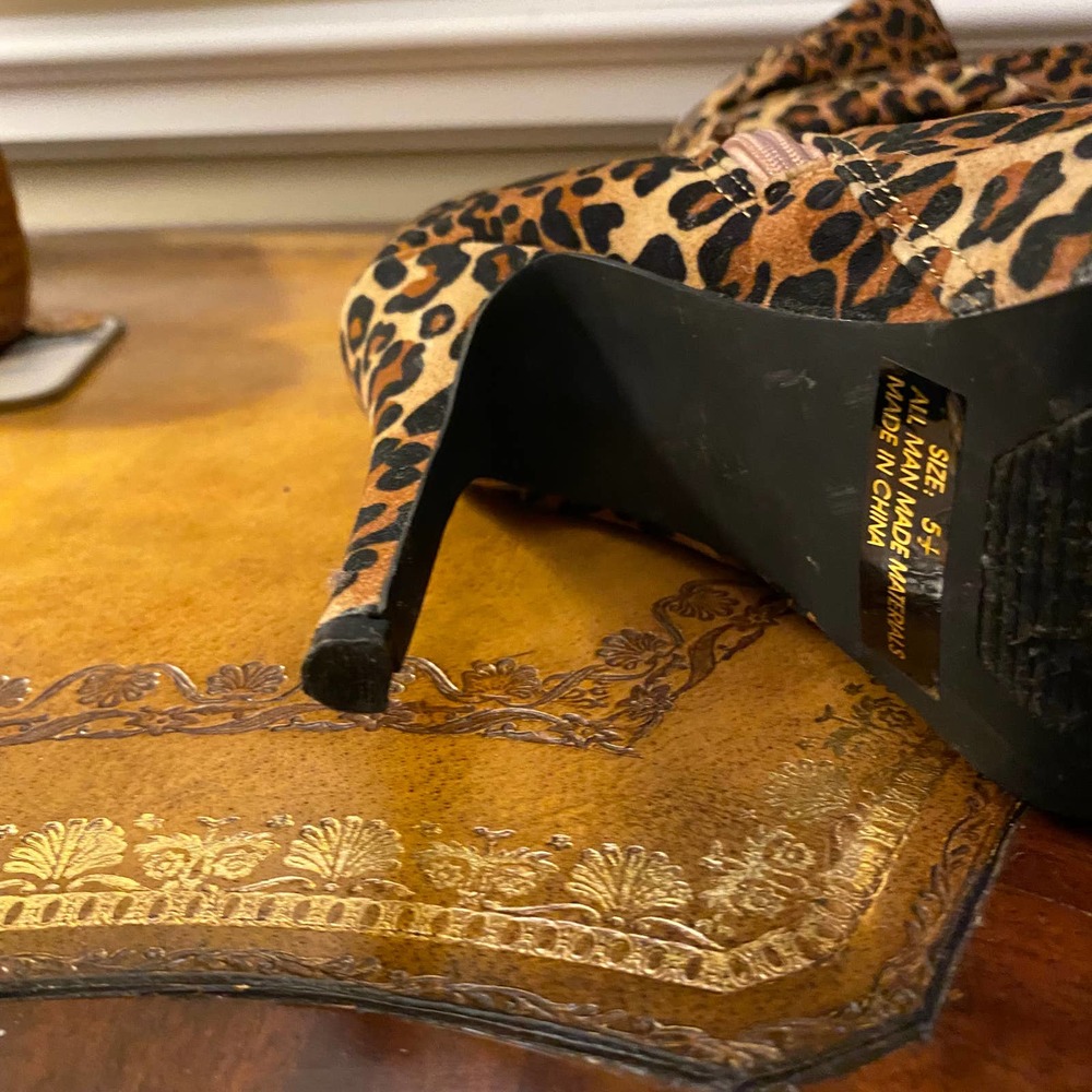 Qupid Leopard Print Stiletto Booties New - image 7